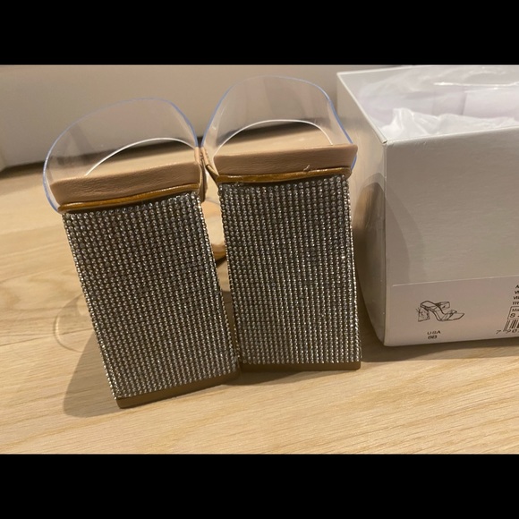 Clear and rhinestone block heel sandals - Picture 4 of 9